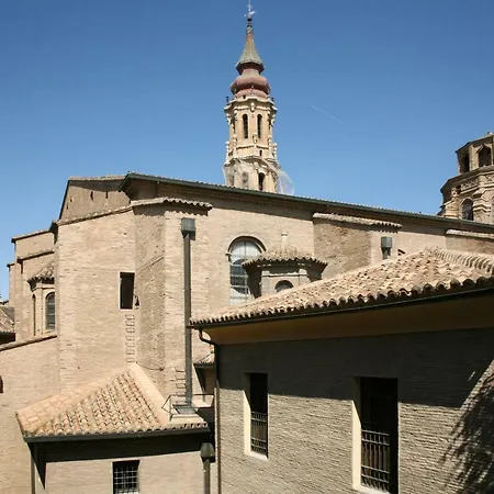 Dean Dos Catedrales Apartment Zaragoza Exterior photo